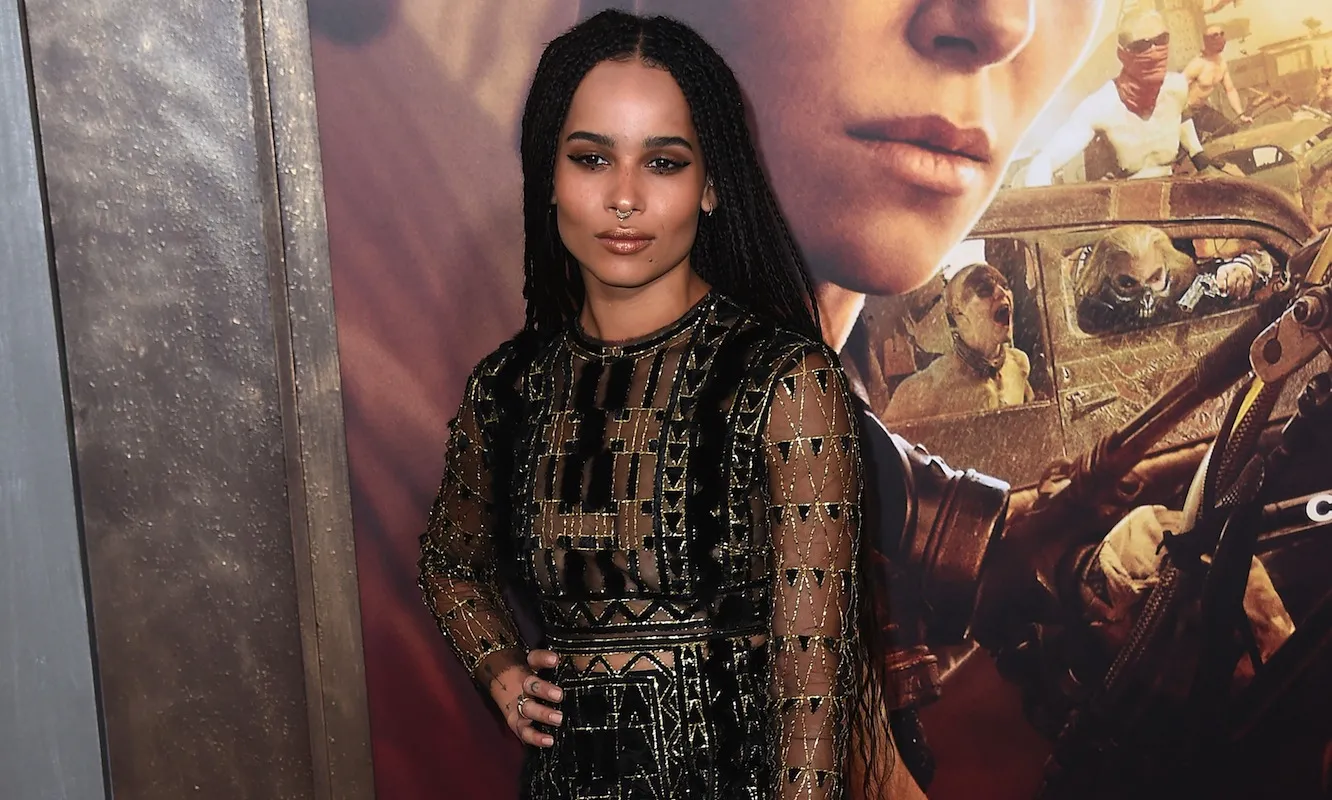 Zoë Kravitz dziewczyną z rewolwerem w ręku