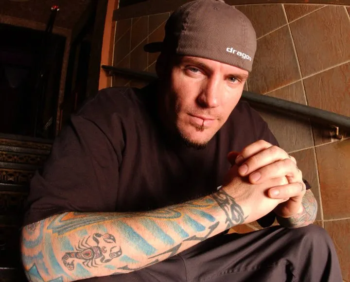7883120-vanilla-ice.jpg
