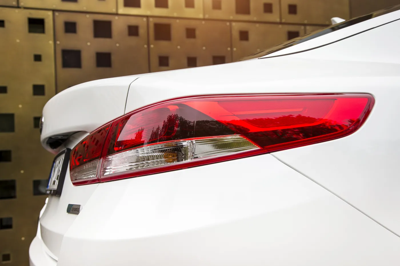 Kia odkryła karty i wprowadza do Polski nowy model. Ceną i wyposażeniem zaskoczyła rywali