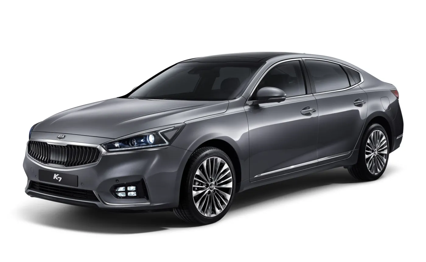 8471042-kia-cadenza.jpg