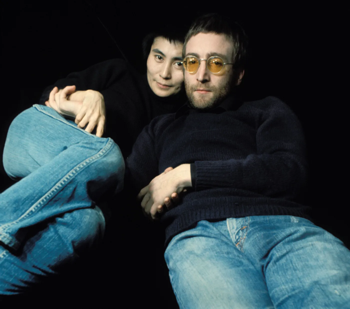 8511900-john-lennon.jpg