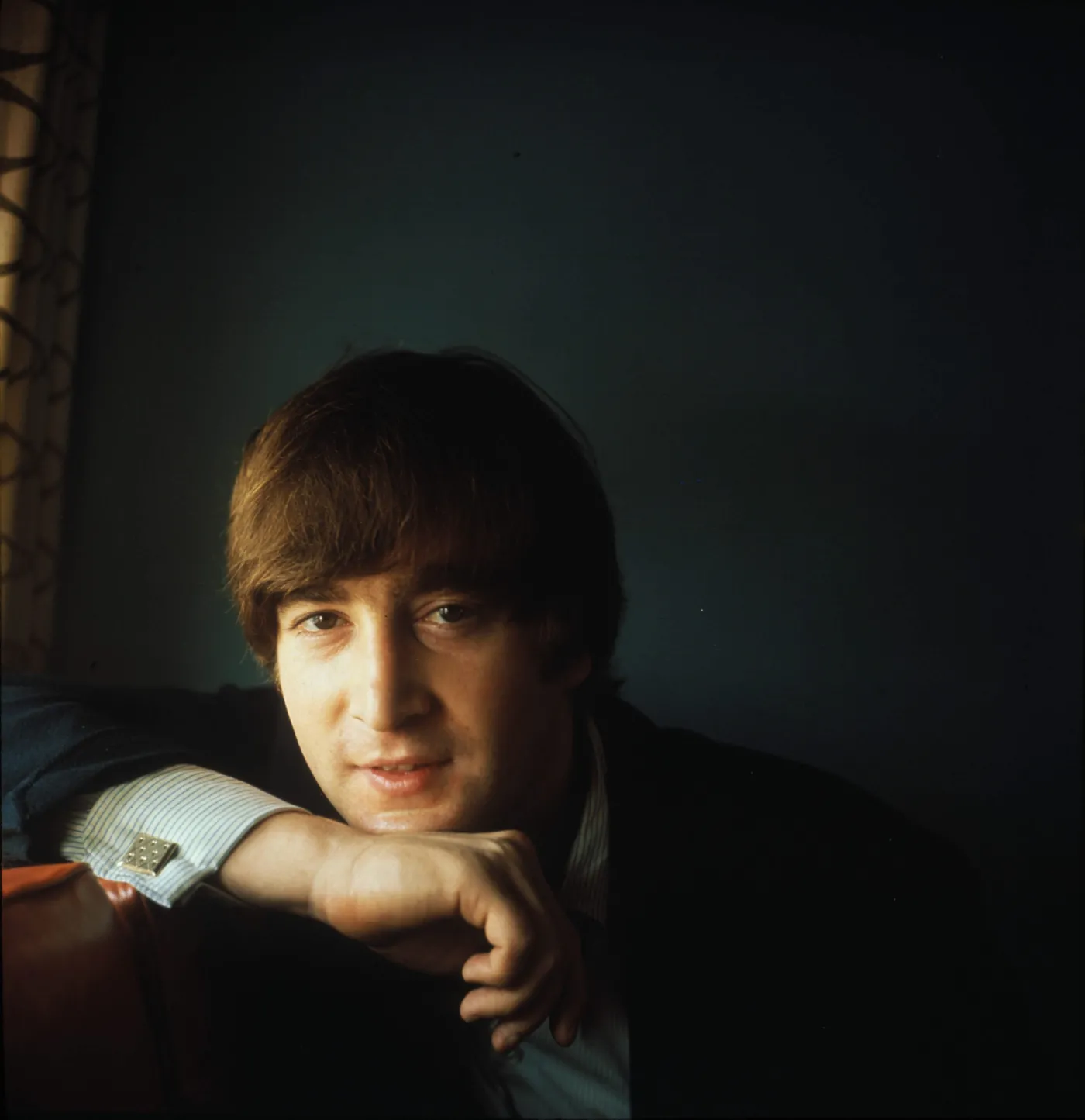 8511932-john-lennon.jpg