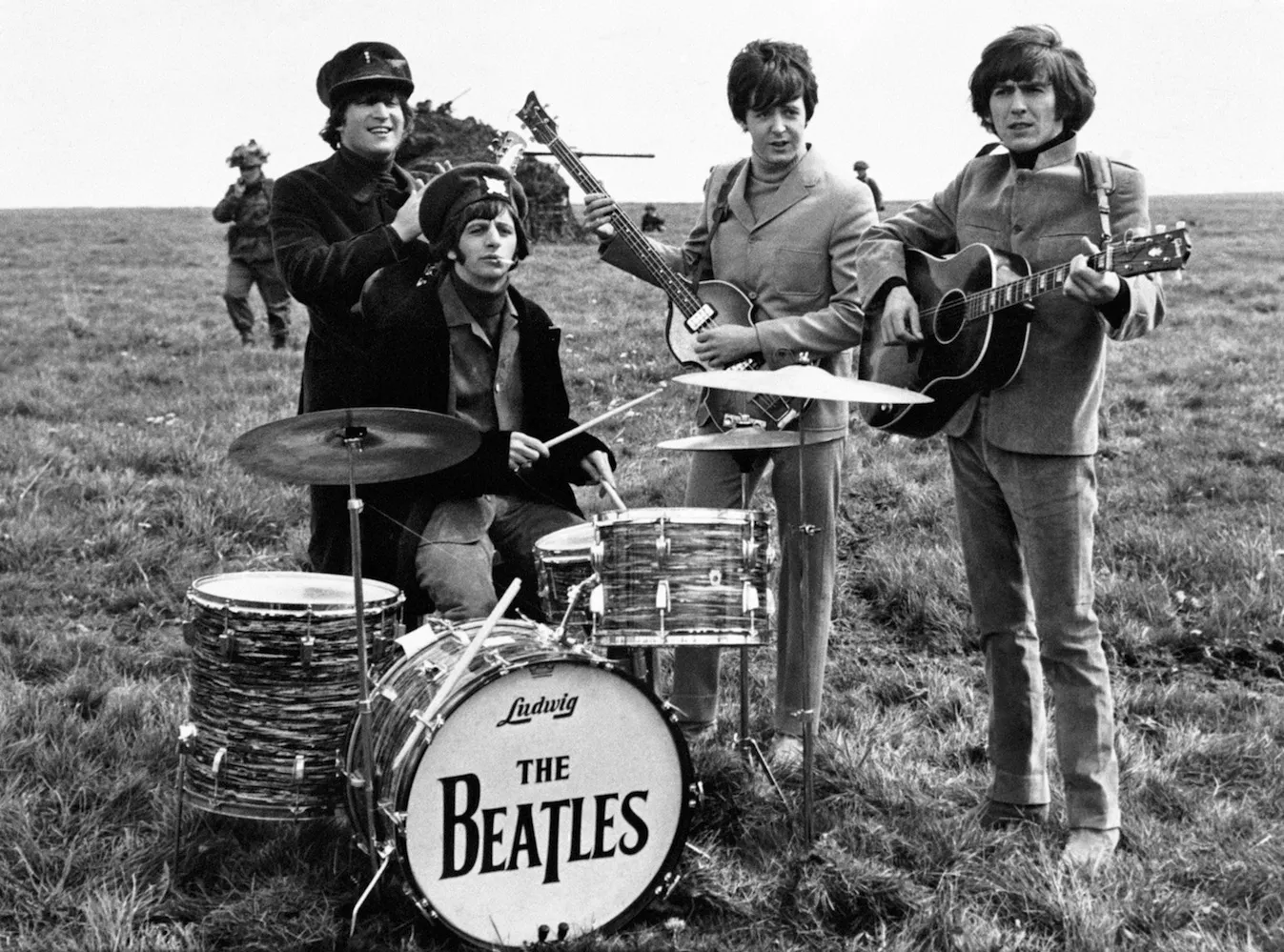 8513391-the-beatles.jpg