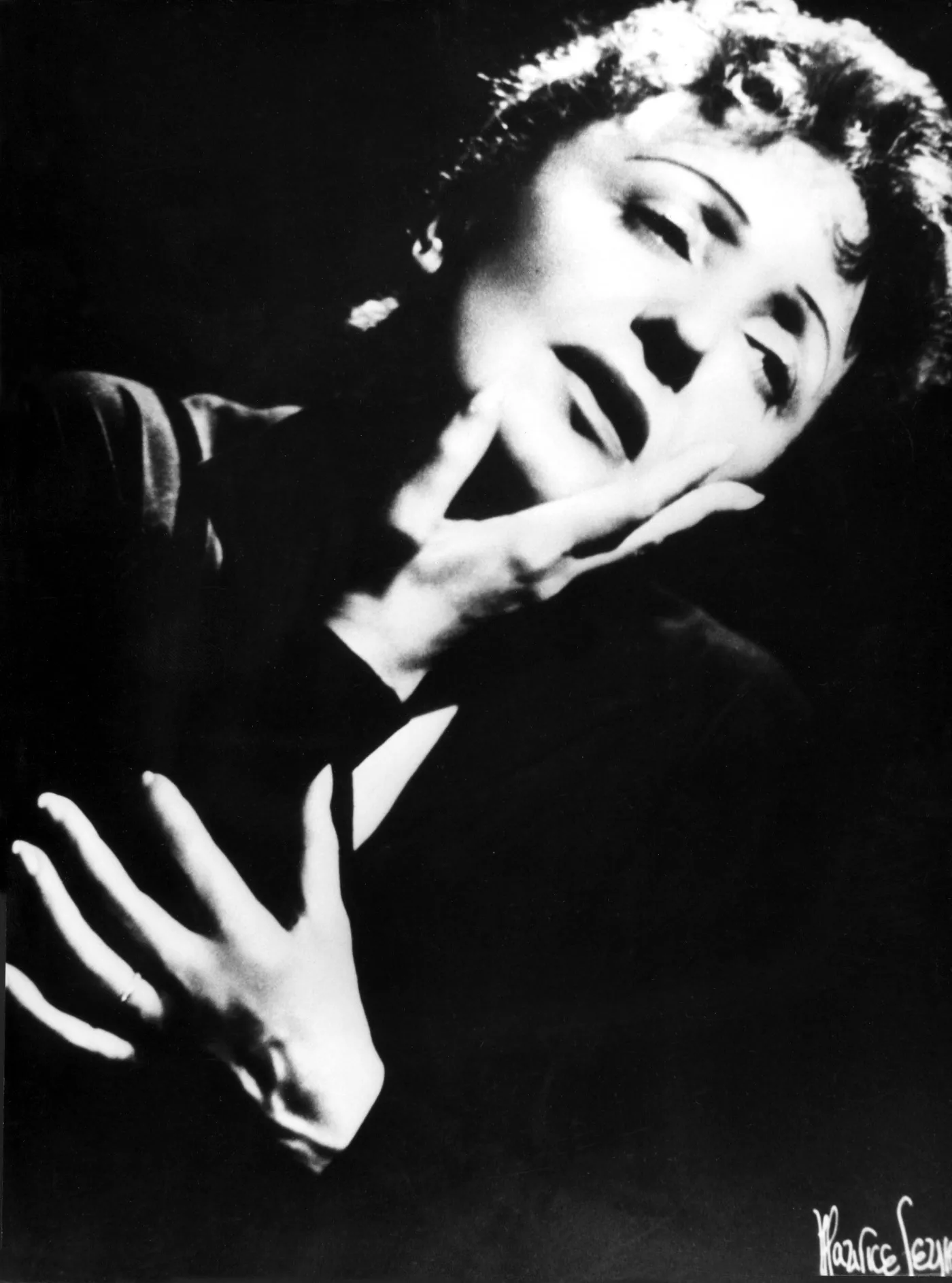 8527923-edith-piaf.jpg