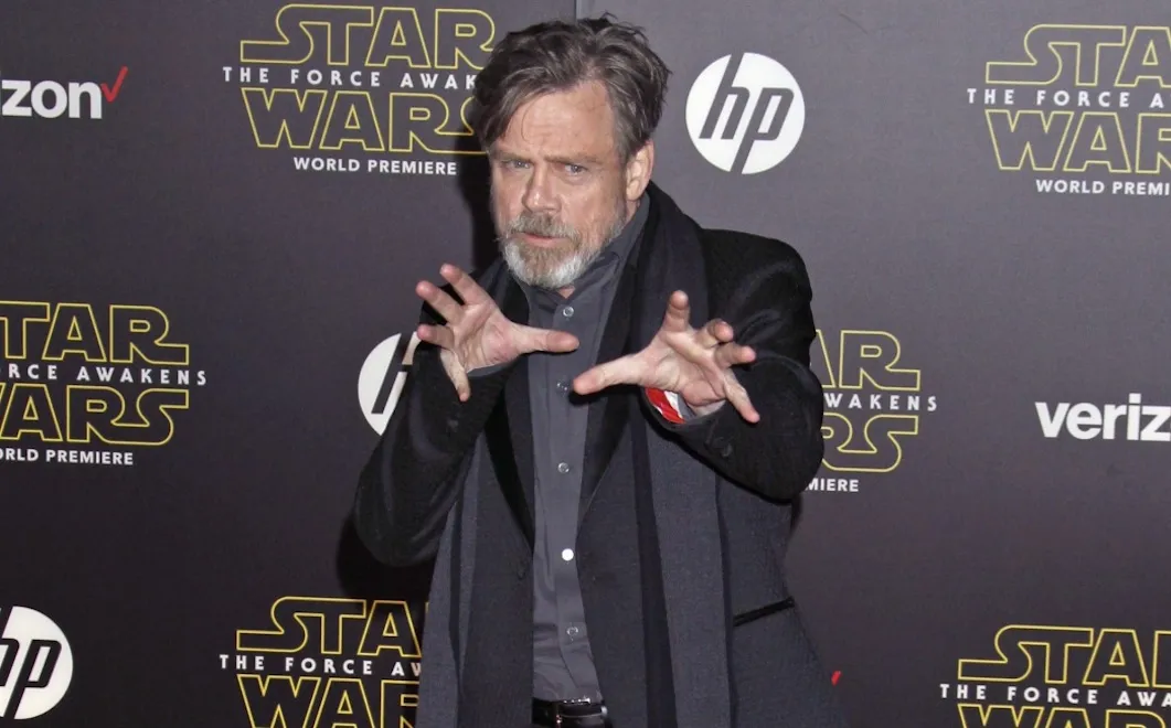 8544316-mark-hamill.jpg