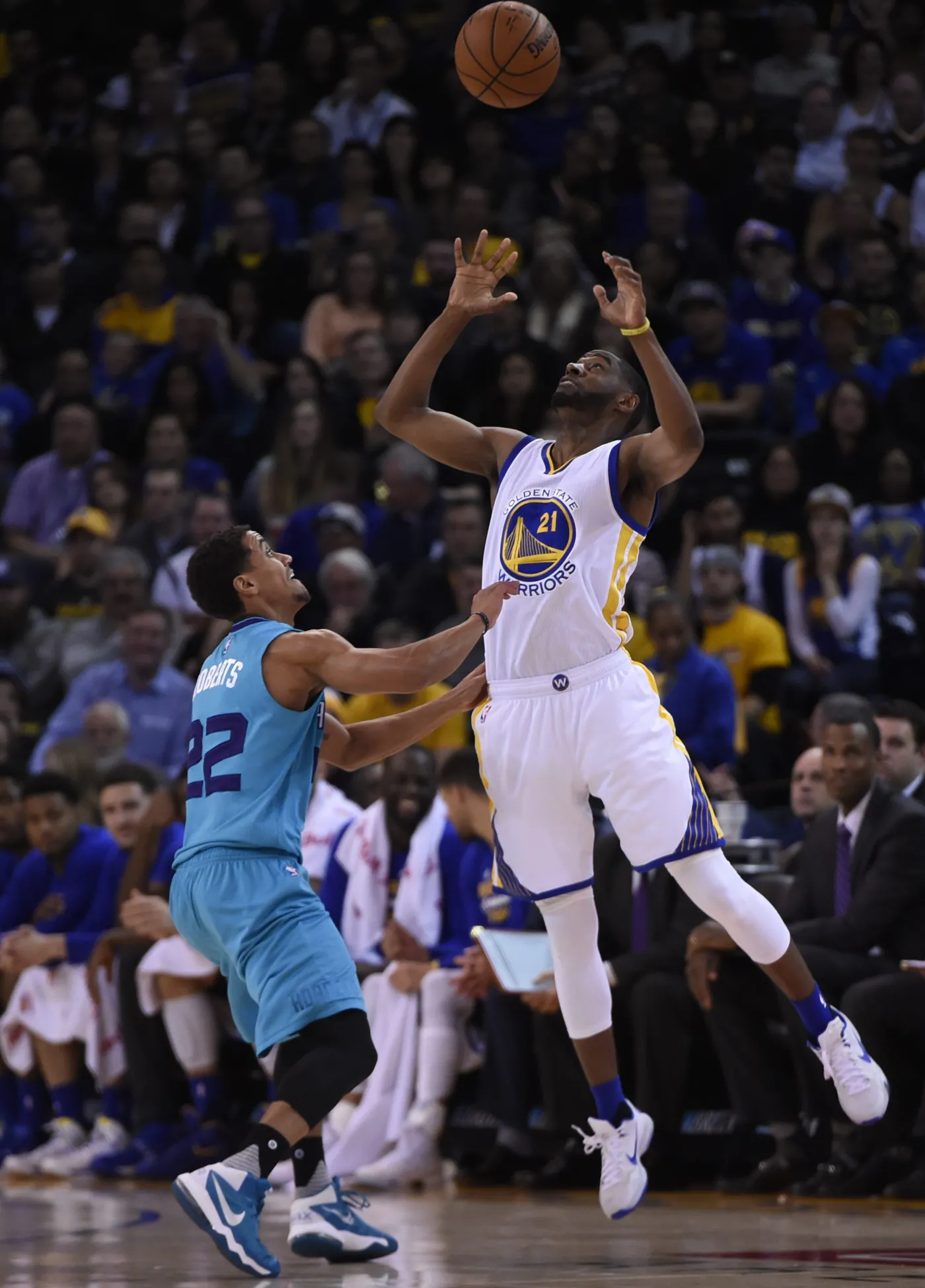 Liga NBA: 33. zwycięstwo koszykarzy Golden State Warriors