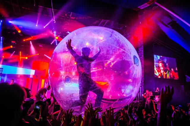 Żegnaj lato na rok... 15 największych hitów wakacji 2015 w Polsce