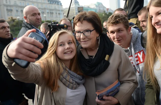 Kopacz odpowiada PiS: Dotrzymam słowa, ale po wyborach