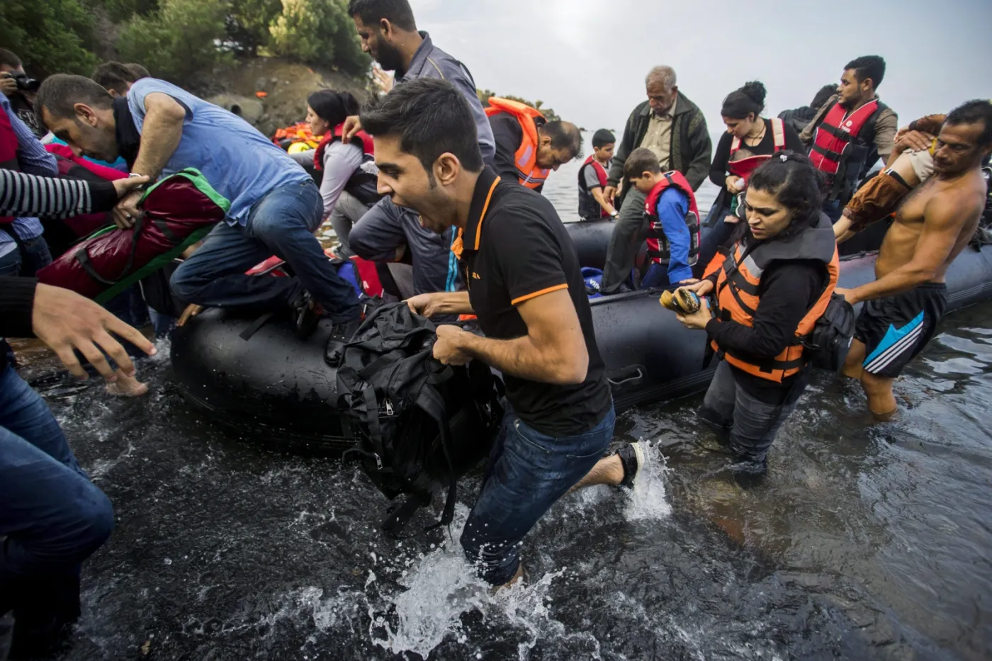Komisja Europejska obiecuje przyjmowanie uchodźców z Turcji. Z Brukseli nieoficjalnie: 500 tysięcy