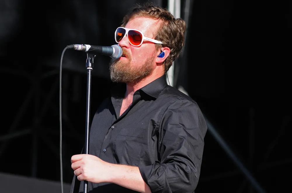 8335791-john-grant.jpg