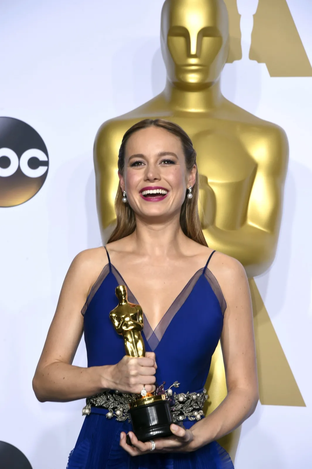 8789333-brie-larson.jpg