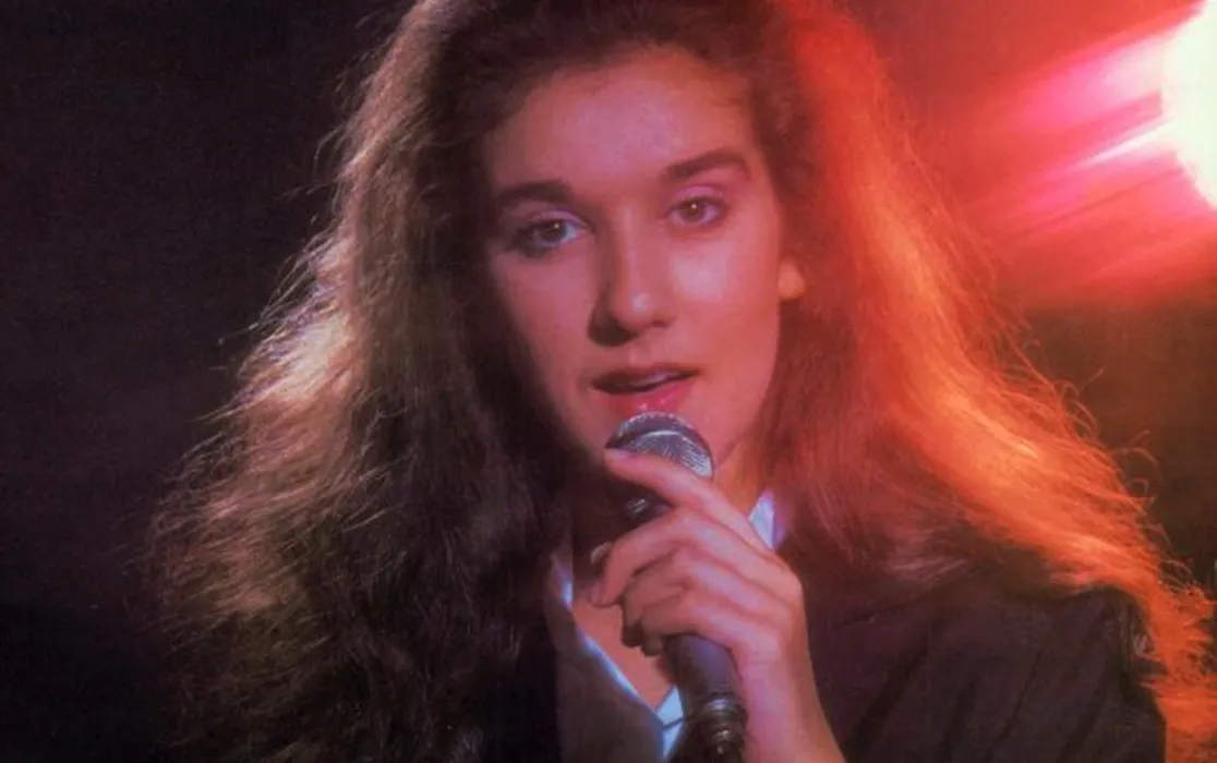 8812957-celine-dion.jpg