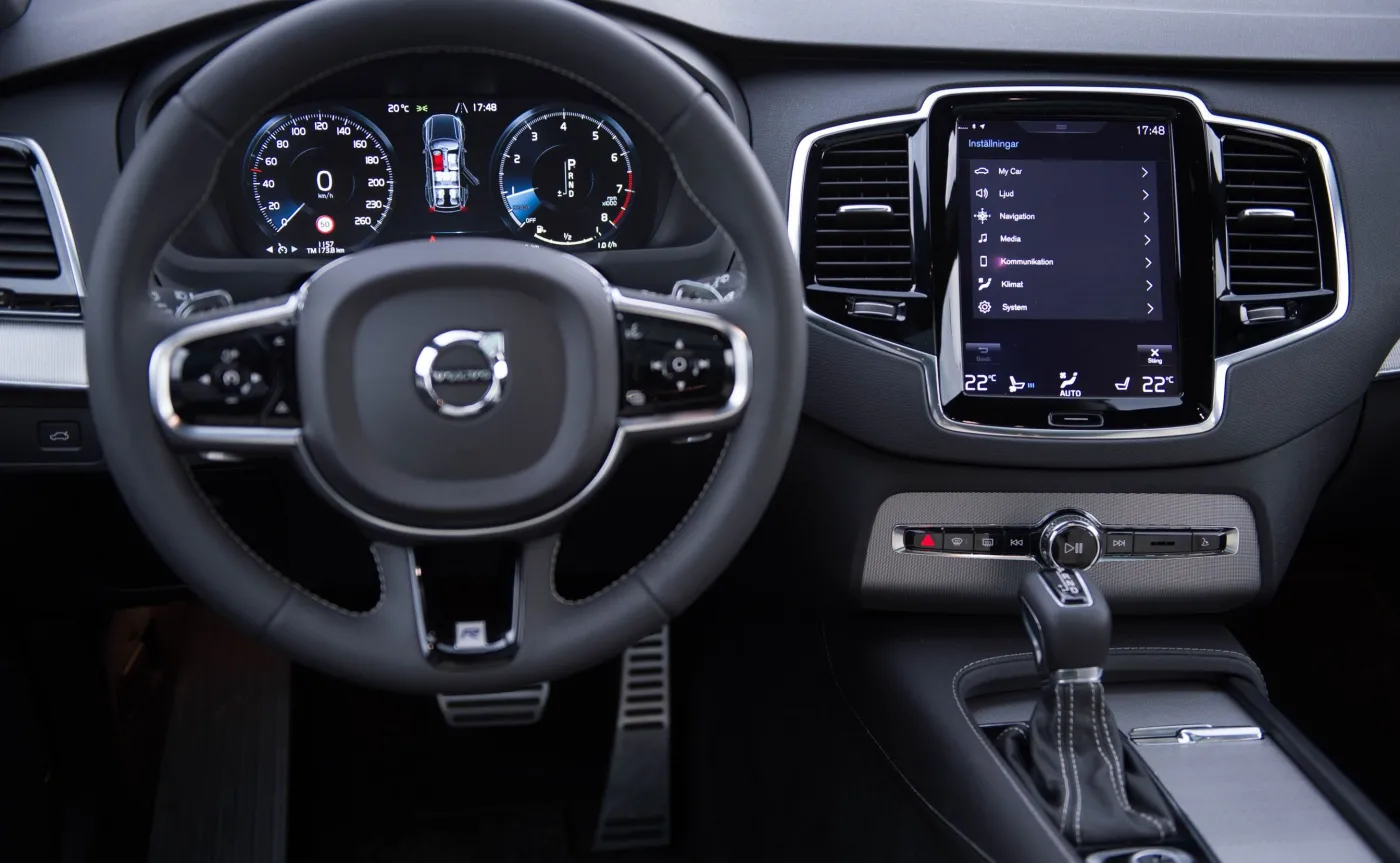 8981420-volvo-xc90.jpg