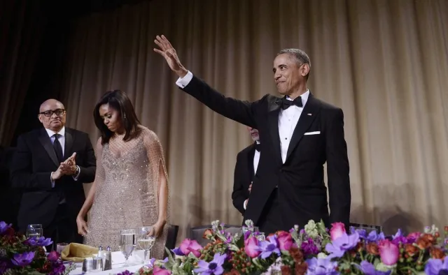 Cięte uwagi Baracka Obamy. Tak amerykański prezydent żartował z Clinton i Trumpa