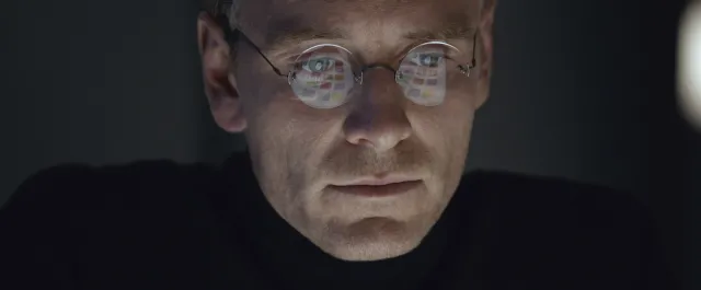"Steve Jobs": Życie jak teatr, Fassbender na miarę Oscara