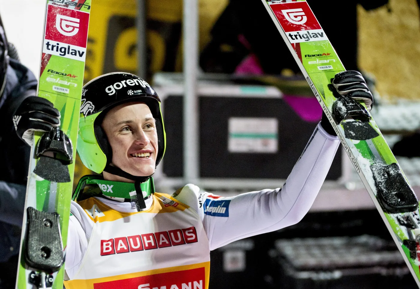 Puchar Świata w skokach narciarskich: Prevc wygrał w Vikersund, Polacy daleko