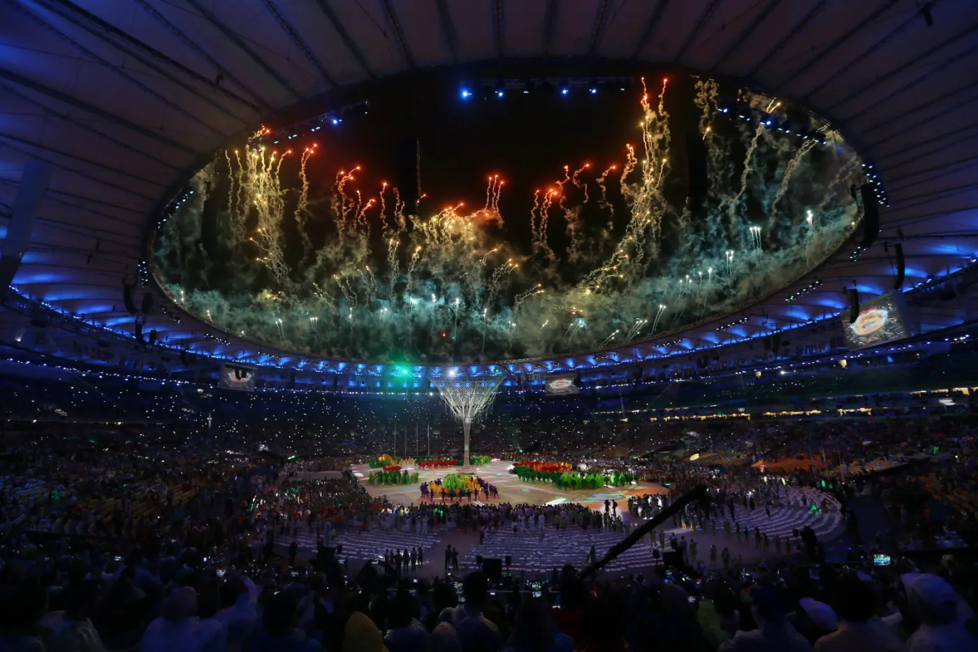 9383671-ceremonia-zamkniecia-igrzysk-olimpijskich.jpg