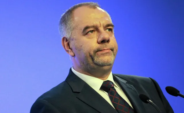 Sasin: Dla Hanny Gronkiewicz-Waltz na Krakowskim Przedmieściu jest miejsce na wszystko, tylko nie na pomniki smoleńskie