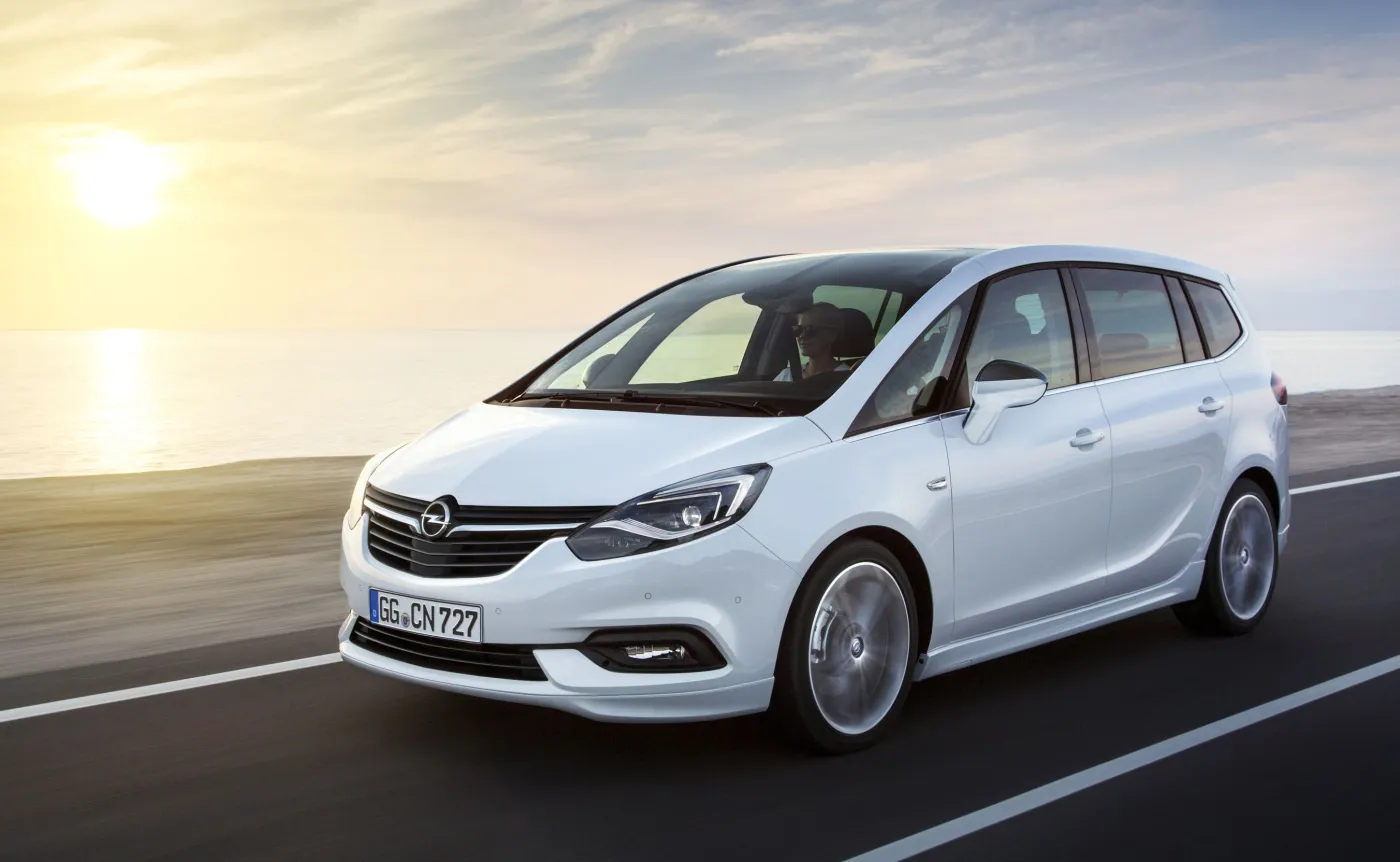 9102343-opel-zafira.jpg