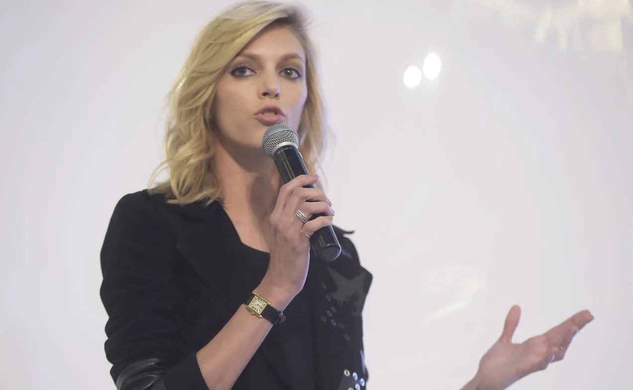 Anja Rubik zaprosiła fanów na marsz KOD i ... wywołała burzę w sieci