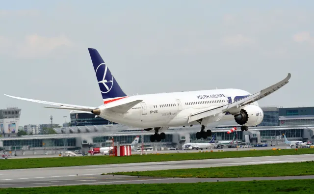 Nowe, jeszcze większe dreamlinery nadlatują. LOT będzie europejskim liderem