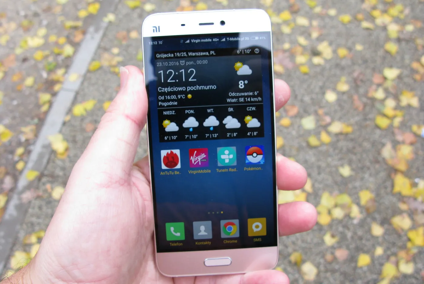 9583476-xiaomi-mi5.jpg