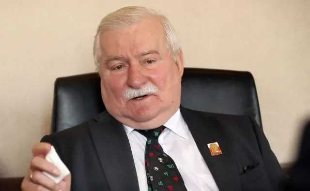 Wałęsa wzywa Unię Europejską do "efektywnych działań" w sprawie Polski