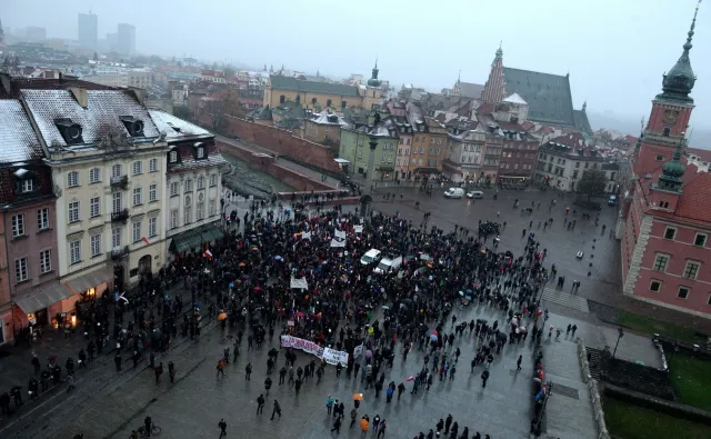 PiS chce zmian w ustawie o zgromadzeniach. Zgromadzenie cykliczne nad wszystkimi innymi