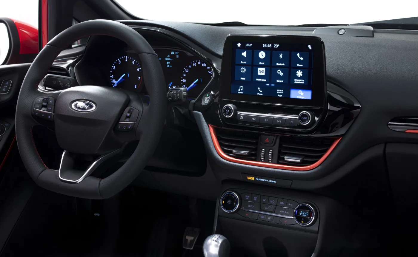 9656861-ford-fiesta.jpg