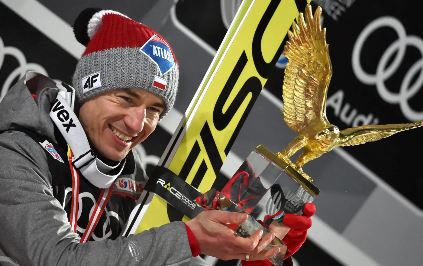 Kamil Stoch: Jestem tylko człowiekiem. Marzę tylko o tym, by położyć się do łóżka i spać 