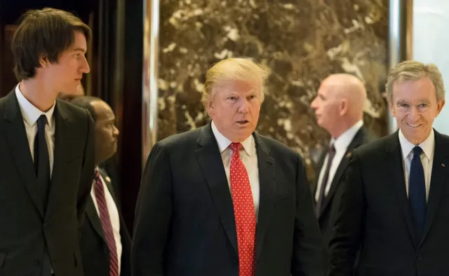 Czy rosyjskie służby nagrały Trumpa z prostytutkami? Prezydent-elekt: To totalne bzdury