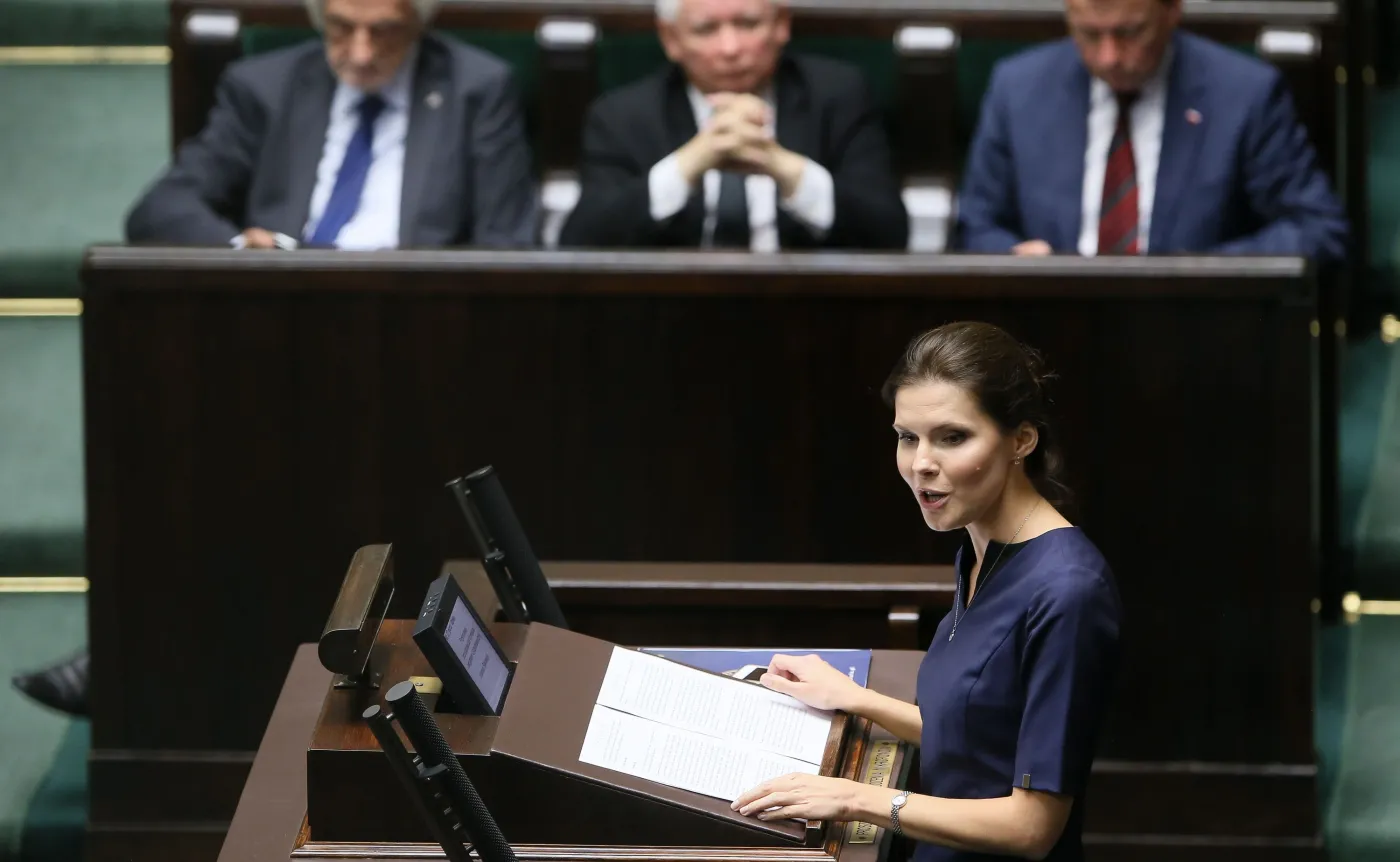 Przedstawicielka inicjatywy ustawodawczej "Stop aborcji" Joanna Banasiuk przemawia w Sejmie