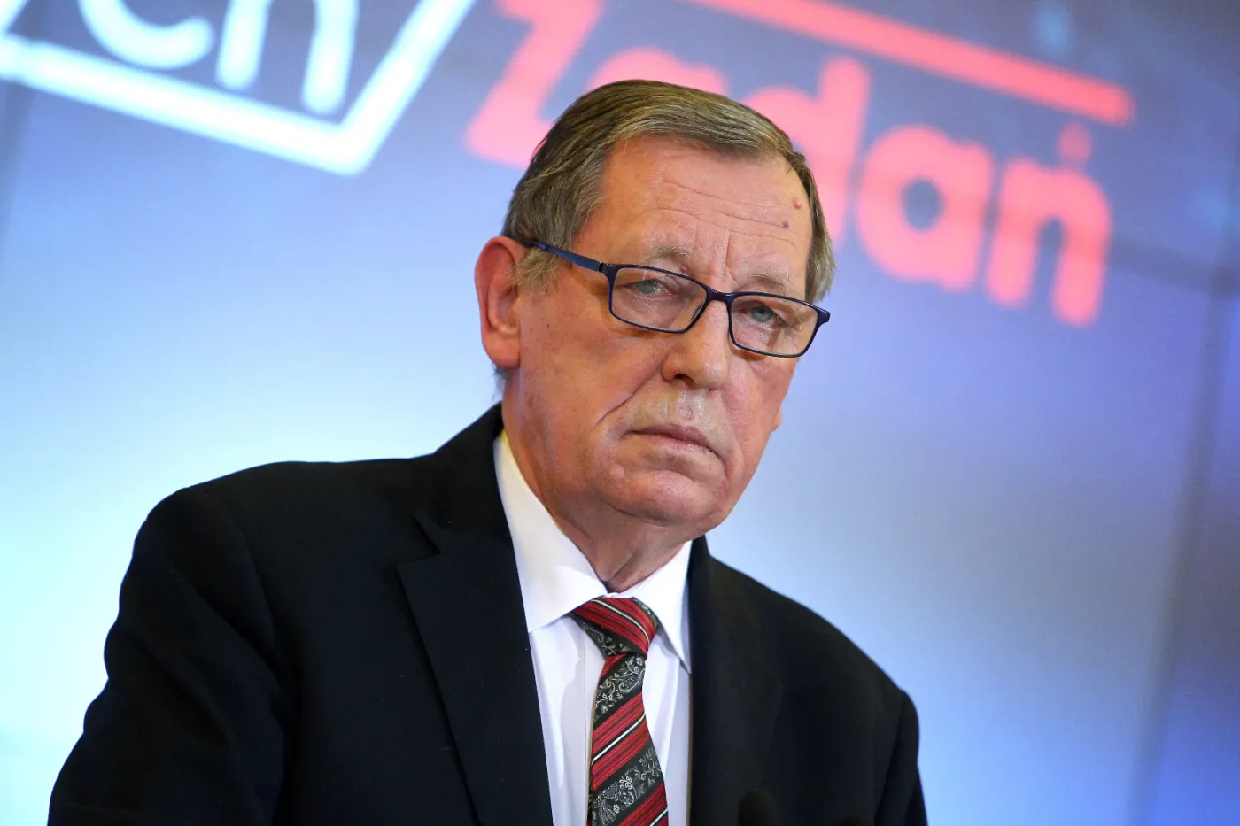 Szyszko pierwszym lobbystą w sprawie wycinki drzew? "Dysponuje milionami hektarów gruntów"