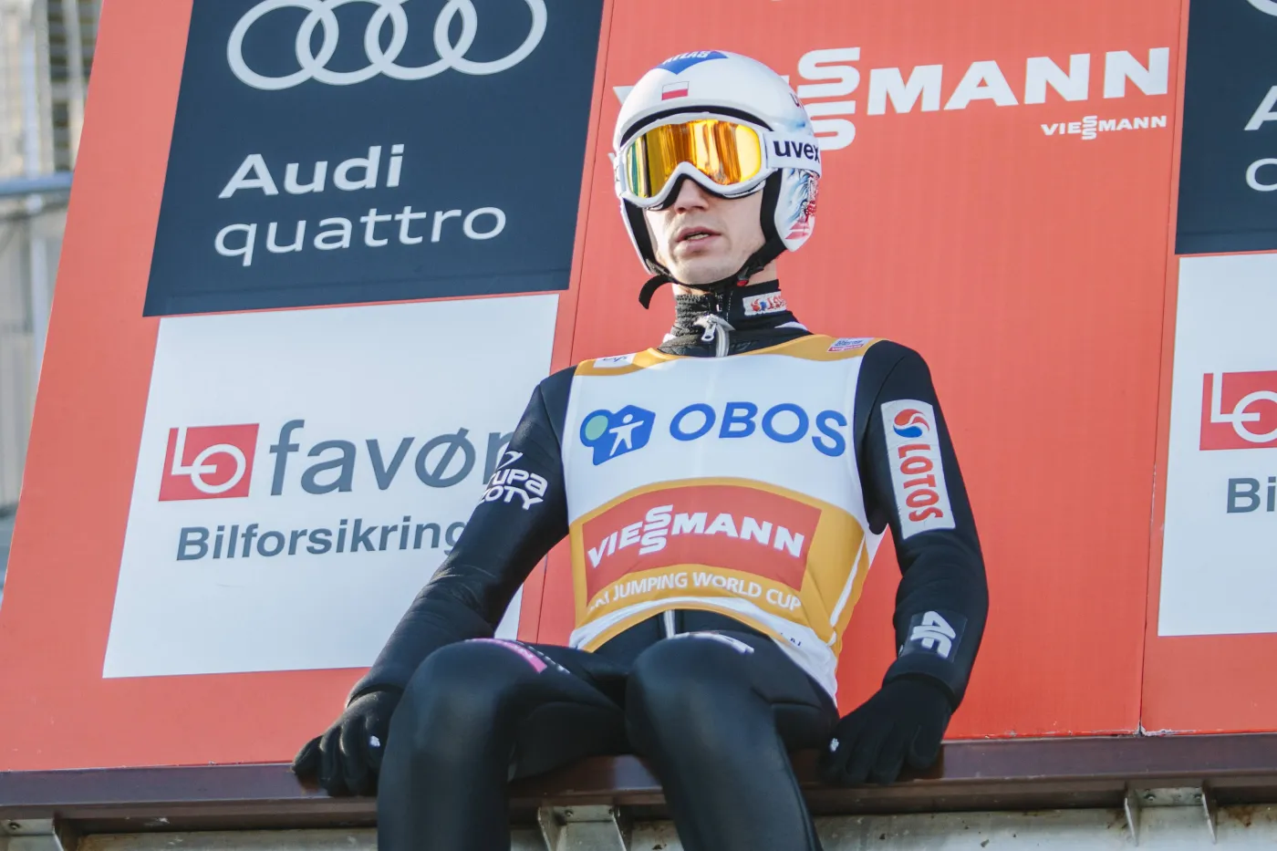 PŚ w skokach: Żyła, Stoch, Kubacki i Kot na trzecim miejscu w konkursie drużynowym