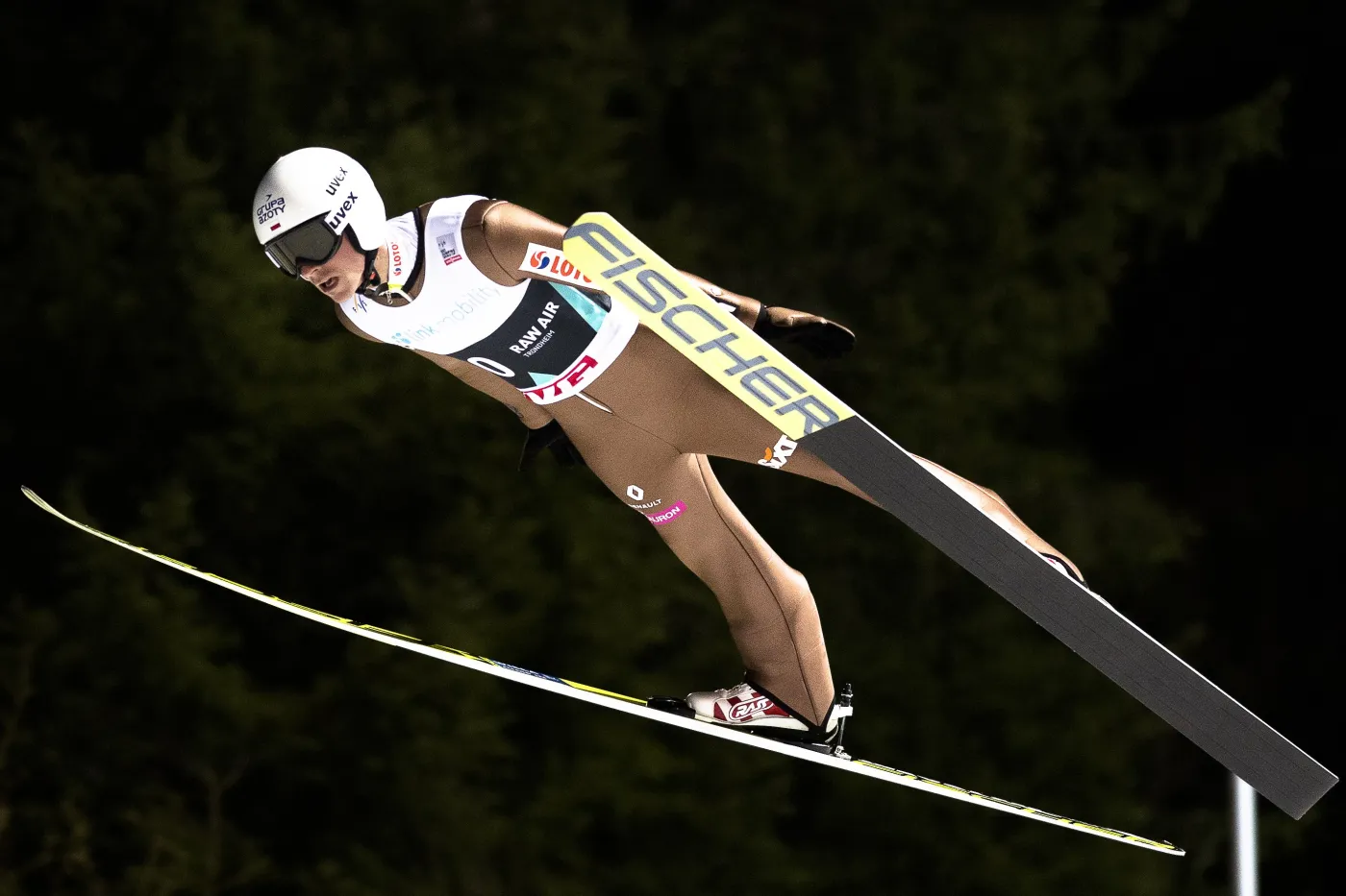 PŚ w skokach: Polacy faworytami do wygrania drużynowego konkursu w Vikersund