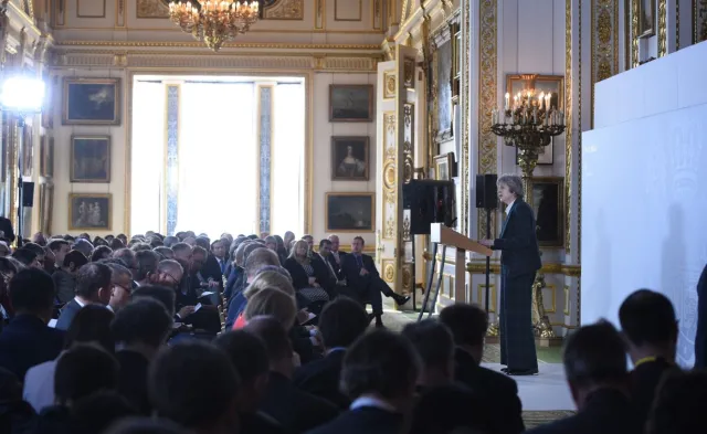 Polakom, którzy mieszkają na terenie Wielkiej Brytanii, Theresa May przyniosła dobre wiadomości