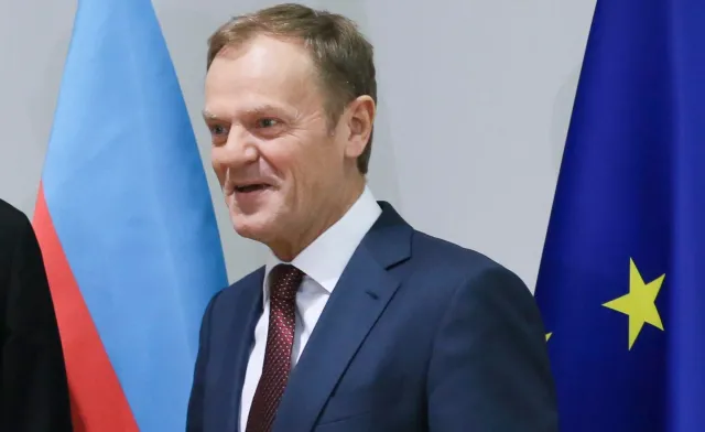 Berlin stawia na słabego Tuska