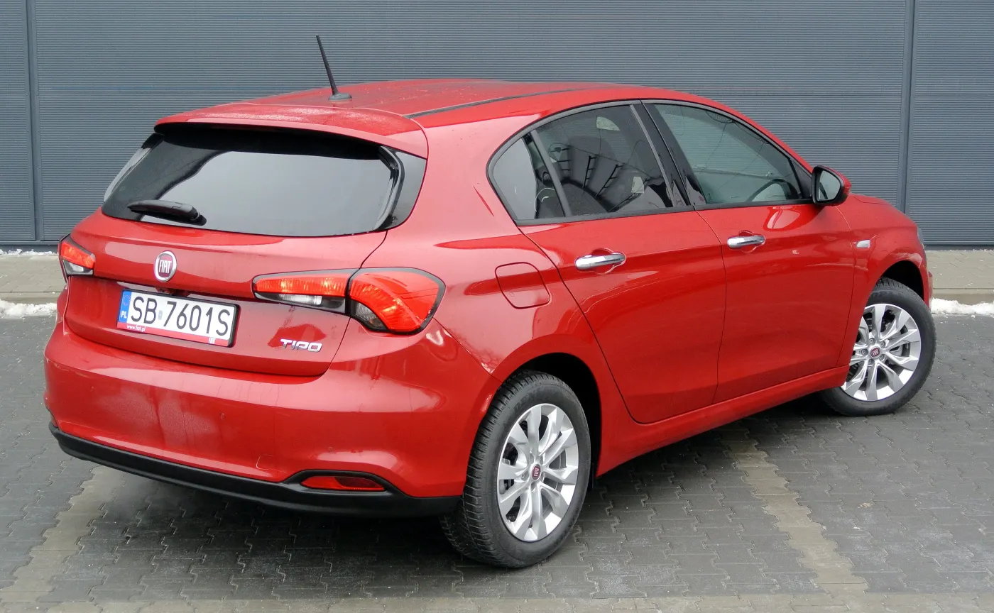 9819830-fiat-tipo.jpg
