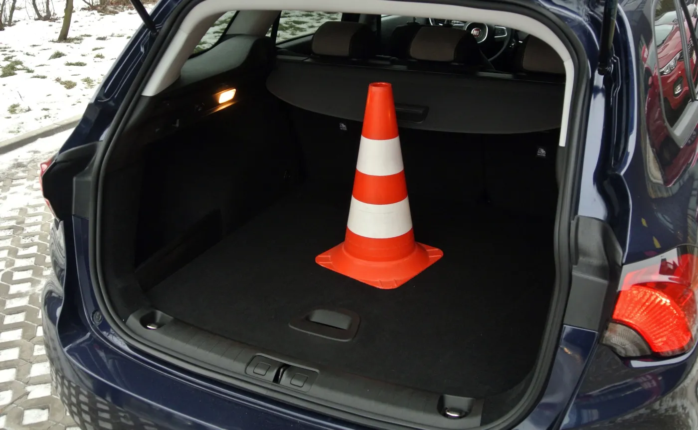 9820086-fiat-tipo.jpg