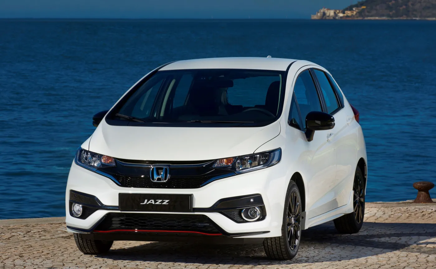 10378731-honda-jazz.jpg