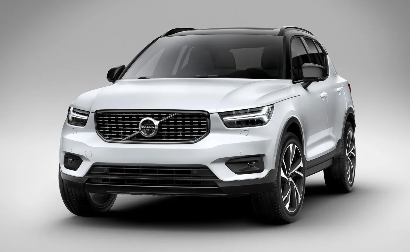 10456698-volvo-xc40.jpg