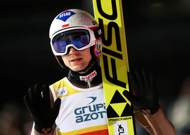 Kamil Stoch stracił pozycję lidera PŚ, ale nadal prowadzi na liście zarobków
