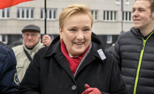 Róża Thun złoży pozew przeciwko Czarneckiemu. "Szkoda mi na niego czasu, to tak denny poziom"