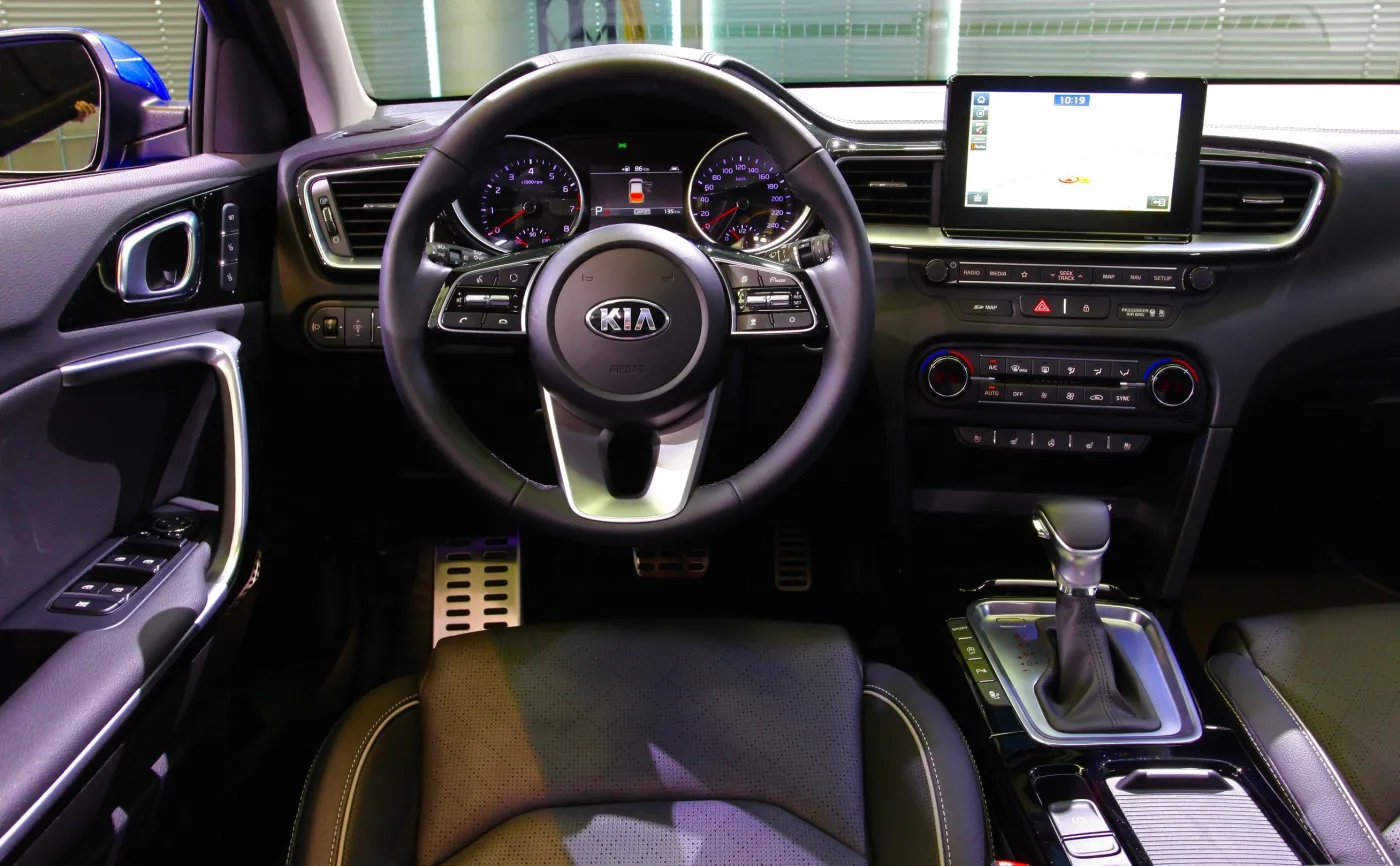 10776735-kia-ceed.jpg