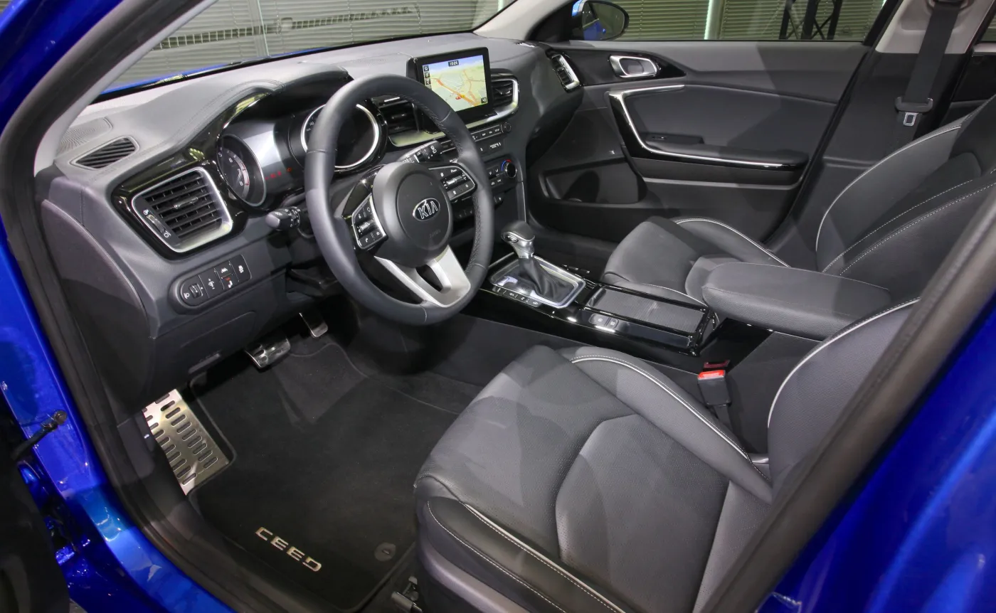 10776799-kia-ceed.jpg
