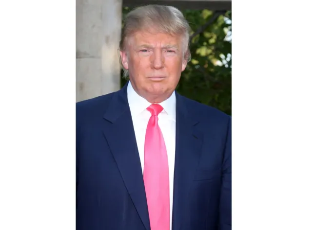 Nietypowe ogłoszenie w "Washington Post". 10 mln za usunięcie Trumpa z urzędu