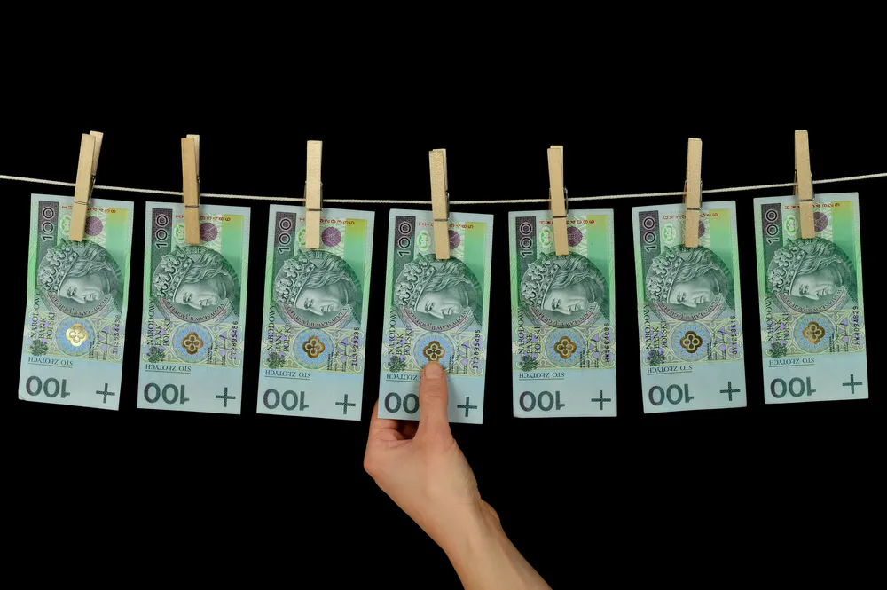 Przymusowa solidarność bogatych z biednymi. Czyli: ideologia wyciskania cytryny