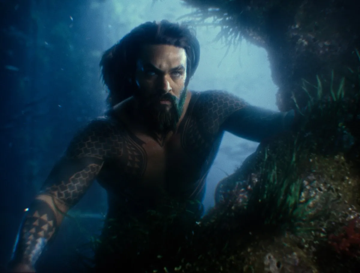 10557739-jason-momoa-w-filmie-liga-sprawiedliwosci.jpg