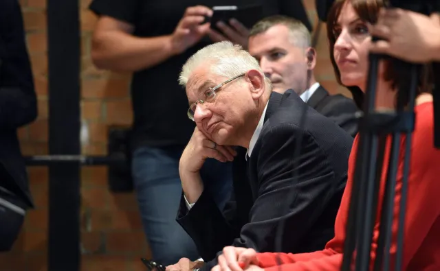 Dorn rozbiera na kawałki to, co się dzieje wokół ustaw sądowych. "To dlatego prawniczka Dudy milczy"