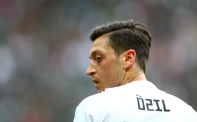 Problemy Niemiec z multi-kulti nie tylko w futbolu. Jeśli nawet Turcy nie utożsamiają się z państwem, to co z resztą migrantów?